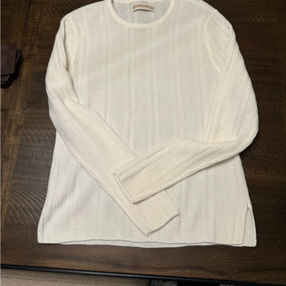 Abercrombie sweater